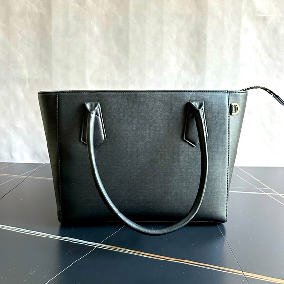 Dagne Dover Classic Tote in black! Basically brand new!